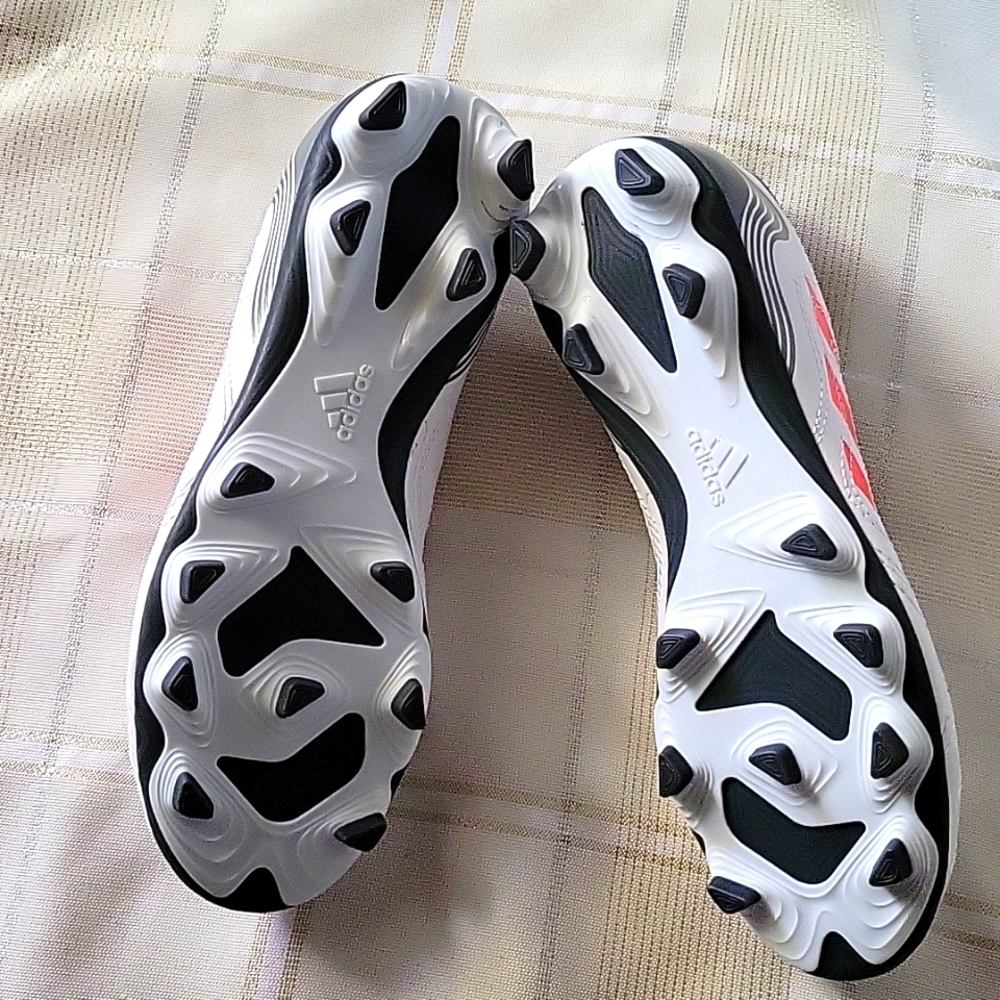 NWOT Adidas Kids Copa Sense .4 FxG - Picture 7 of 10